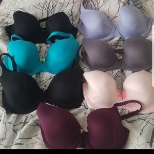 Gray Vs body bra